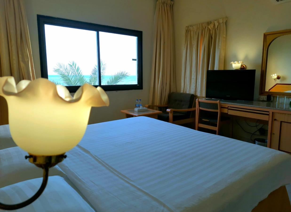 Resort Sur Beach Holiday Esterno foto