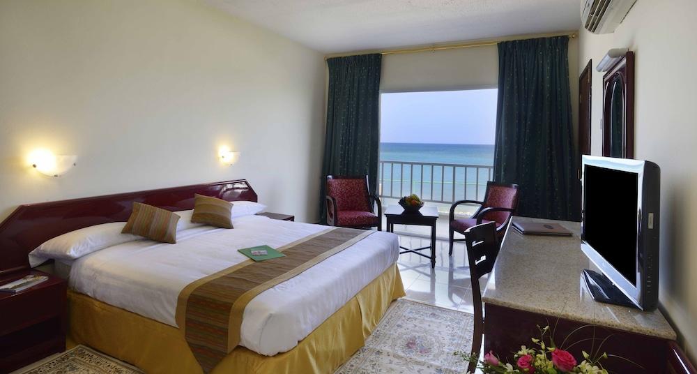 Resort Sur Beach Holiday Esterno foto